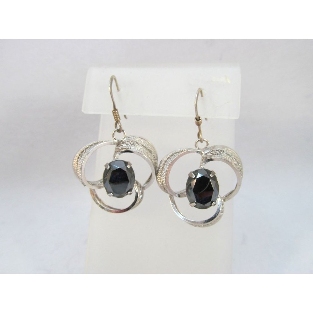 Sterling Silver Filigree Leaf Hematite Pierced Earrings Signed